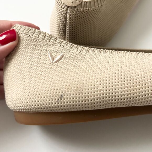 Vivaia Aria Pointed Toe Ballet Flats in Almond Size 43 EU 11 US - Picture 7 of 10